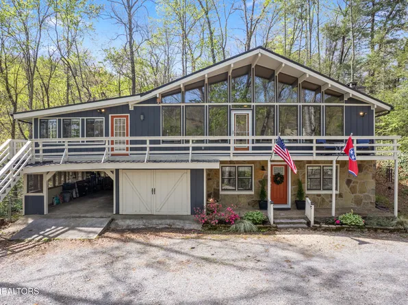 509 Adams Rd, Gatlinburg, TN 37738