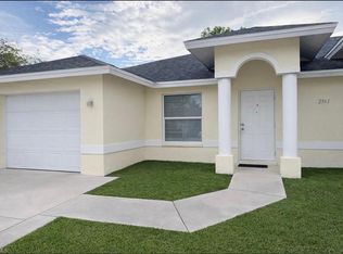 2541 55th Ter SW, Naples, FL 34116