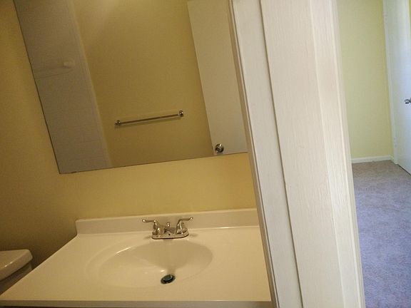 4th image of 4601 Old Lantern Way