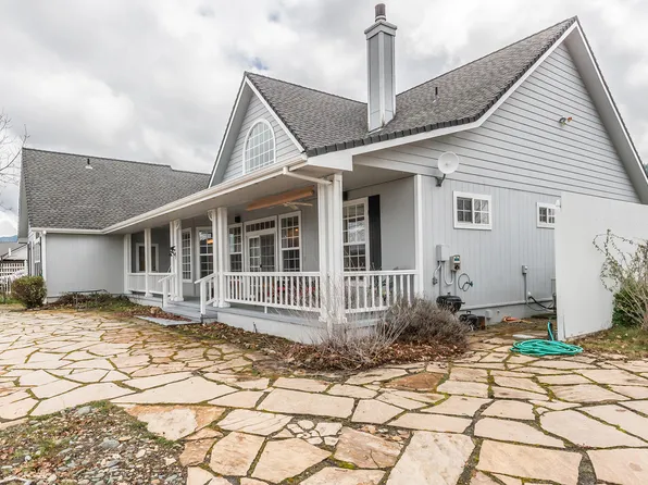 1551 Oak Ranch Rd, Lewiston, CA 96052