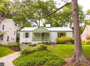 5526 Warwick Pl, Chevy Chase, MD 20815