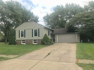 301 Old Romney Dr W, Lafayette, IN