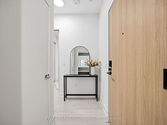 4th image of 15 Mercer St #518