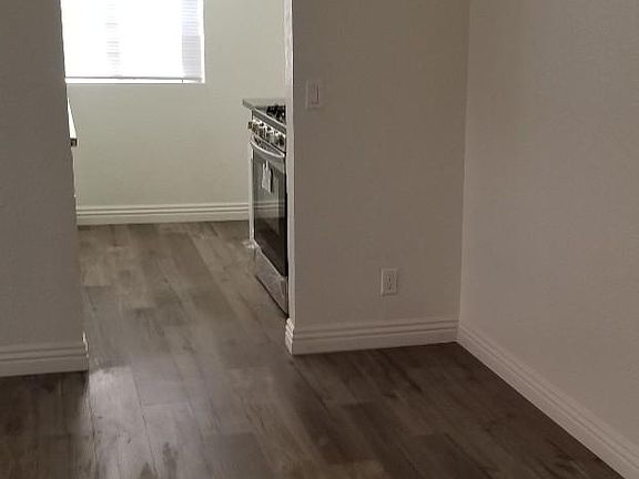 2nd image of 6522 La Mirada Ave APT 205