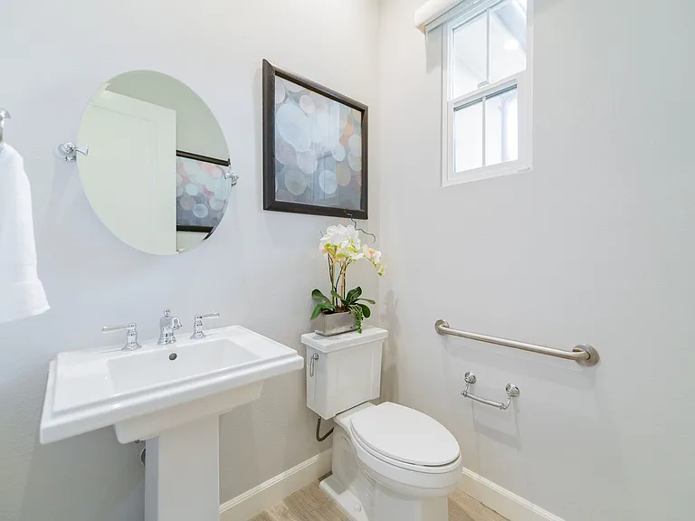 120 Meander — Photo 19