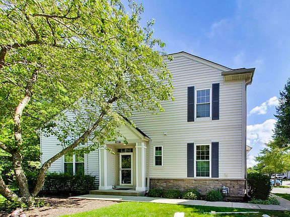 2nd image of 557 Shakespeare Dr
