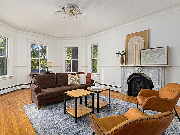 3rd image of 43 Chapin Ave Floor 3