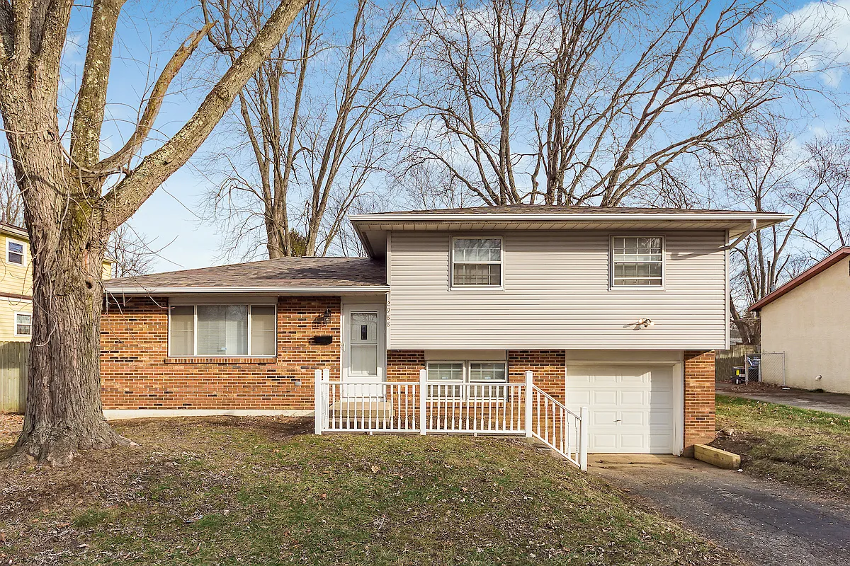 2988 Osgood Rd W photo 1