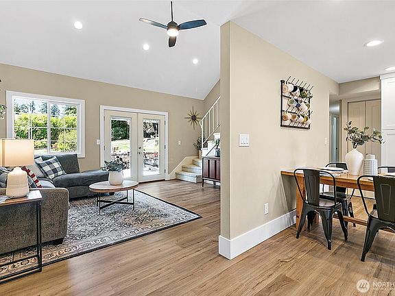 4th image of 16355 130th Avenue SE