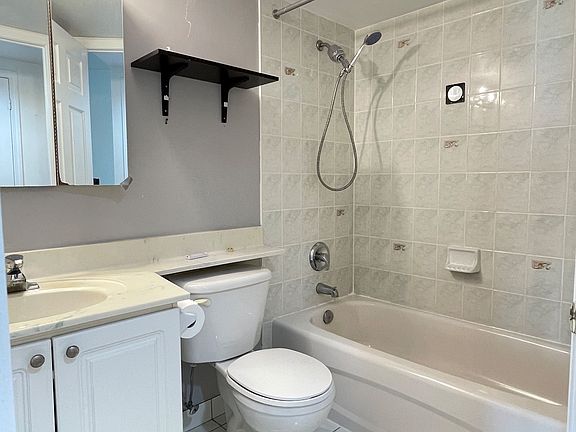 5th image of 26 Olive Ave #708