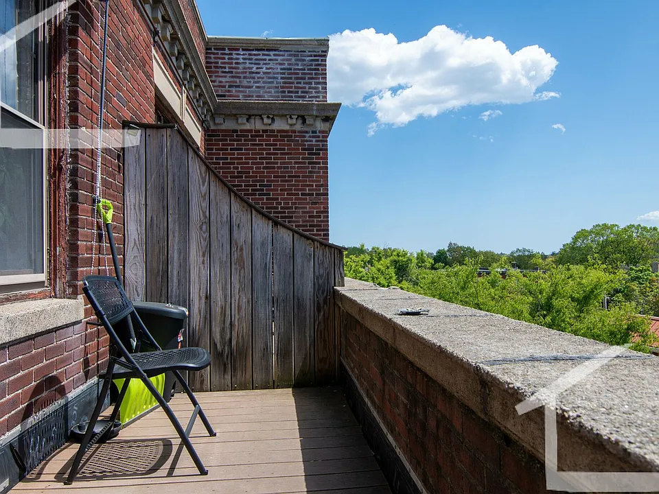 10-39 Mount Hood Rd #10