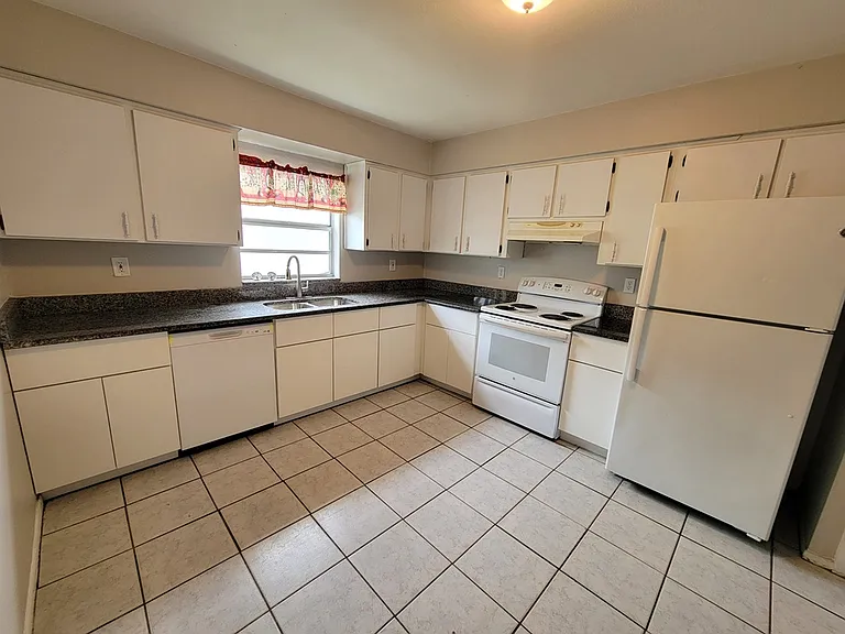 12639 Skipper Ln — Photo 5