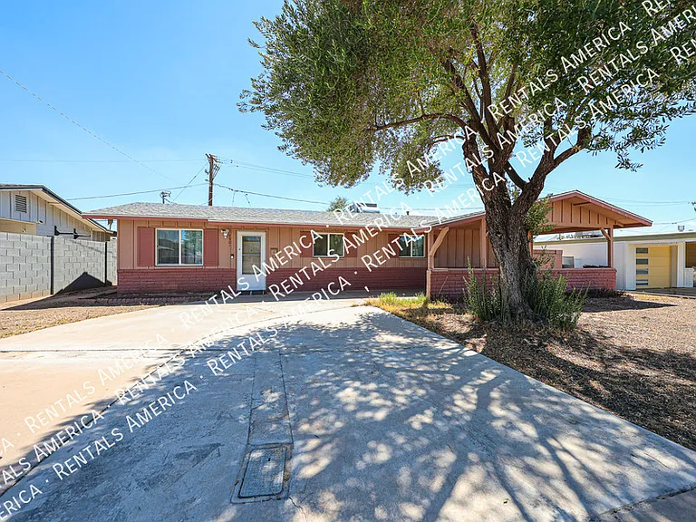 7901 E Kimsey Ln — Photo 3