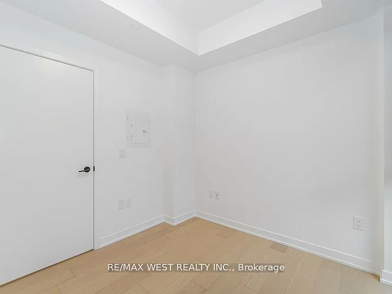 123 Portland St #403 — Photo 25