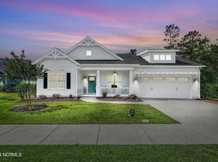 121 Arden Dr, Hampstead, NC 28443