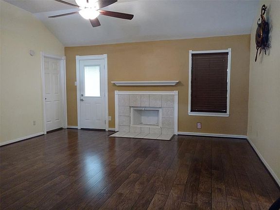 4th image of 17002 Glenledi Dr