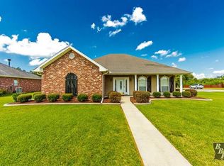 225 Lasalle Dr, Bourg, LA 70343