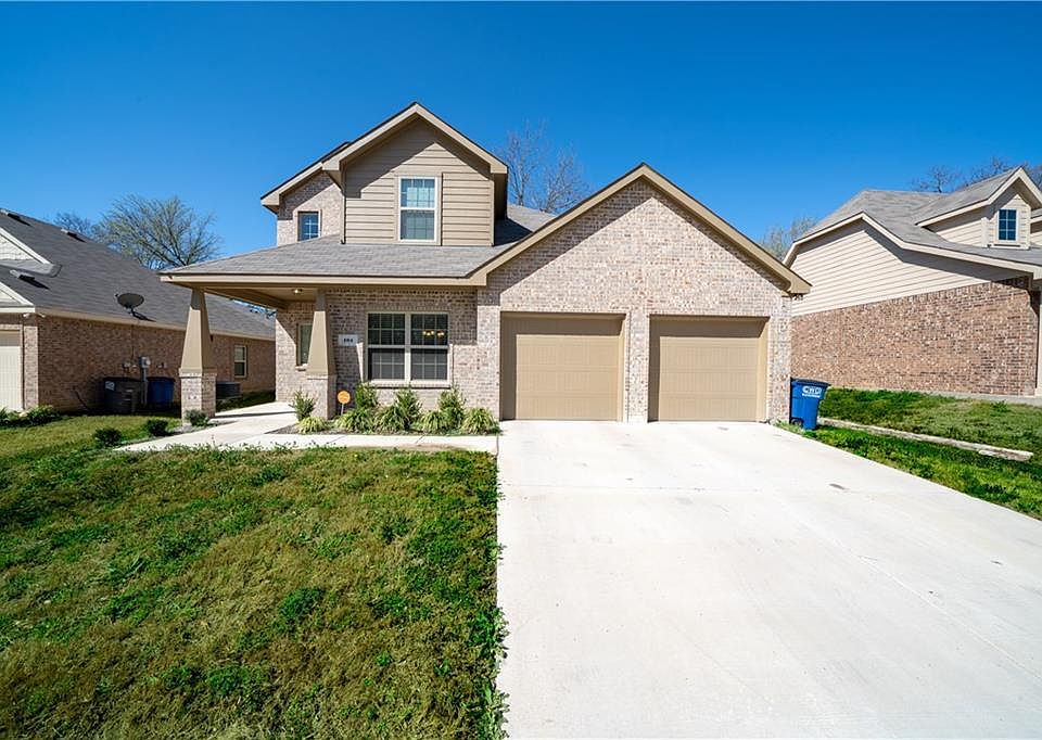 1st image of 161 Riverdell Ct