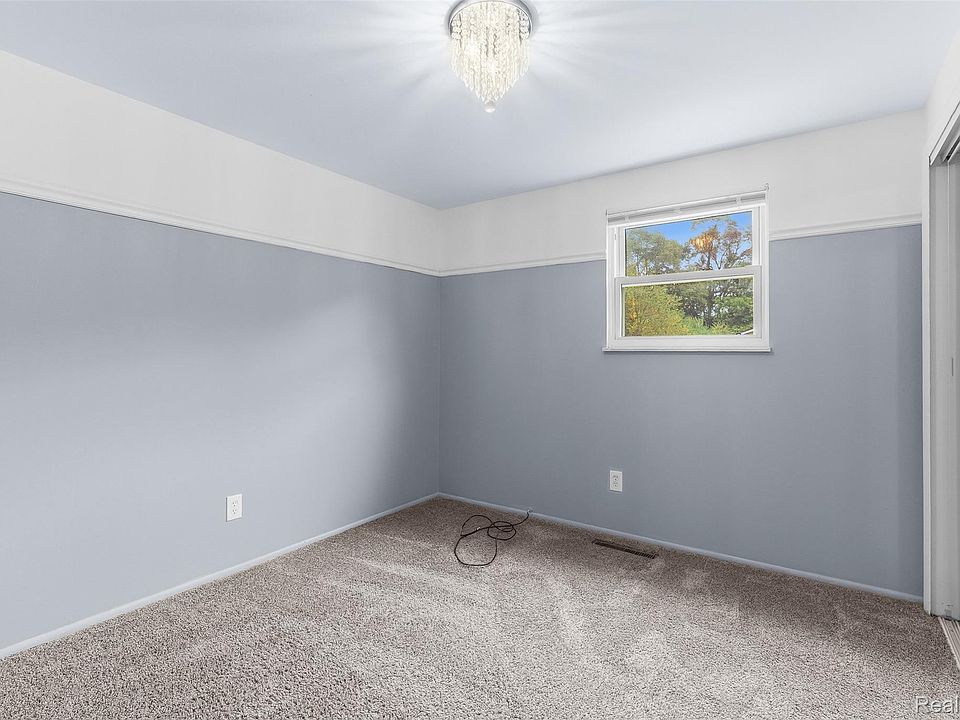 819 Alpine Trl, photo 21