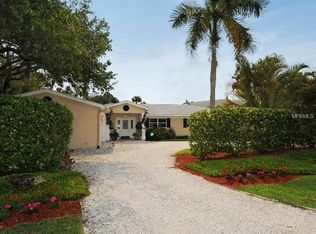 106 Island Cir, Sarasota, FL 34242