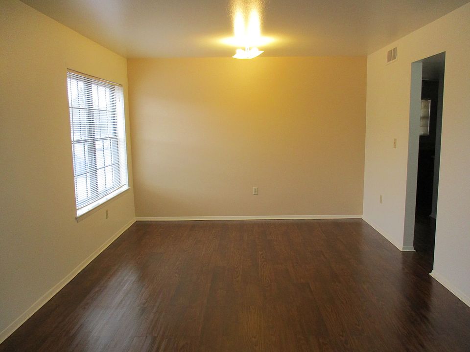 1st image of 4208 Lew Wallace Dr