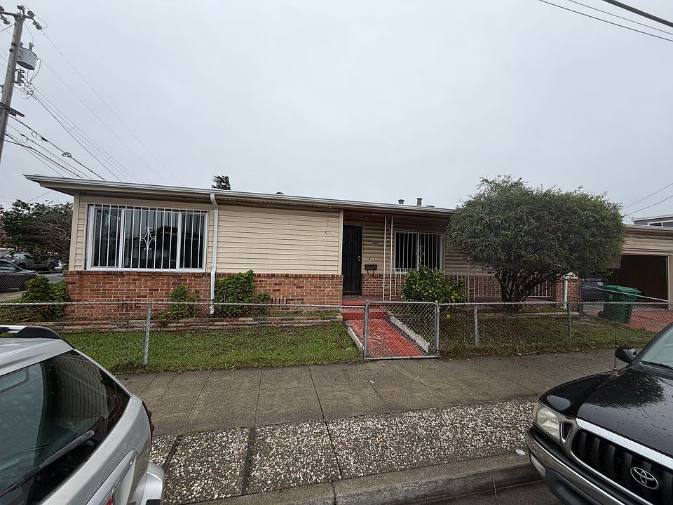 1st image of 450 S 29th St