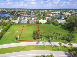 1185 Rose Garden Rd, Cape Coral, FL 33914