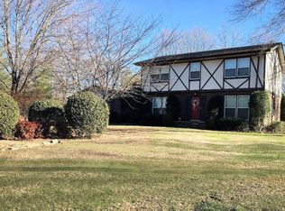 401 Royal Oak Dr, Dalton, GA 30721