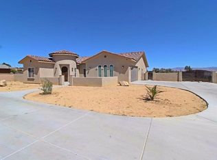15165 Tacony Rd, Apple Valley, CA 92307