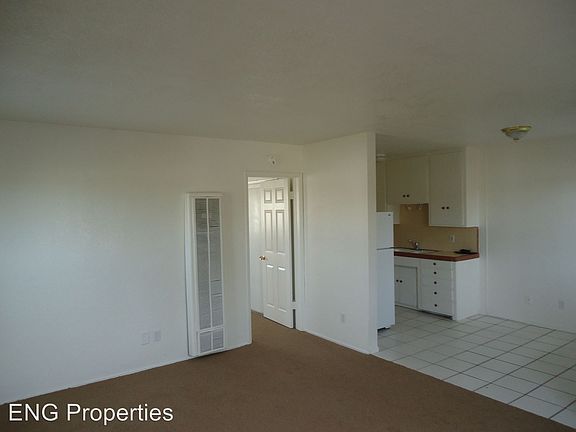 3rd image of 3859 35th St