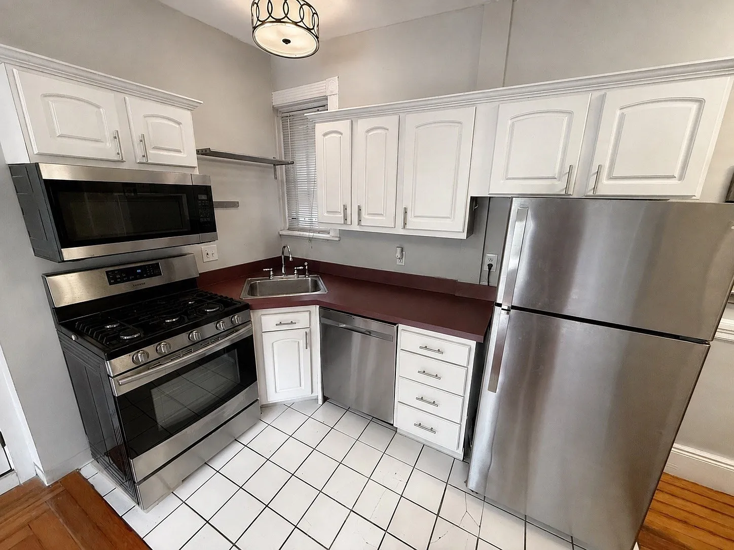1 bed, 1.0 bath, 500 sqft, $2,250 — Photo 2