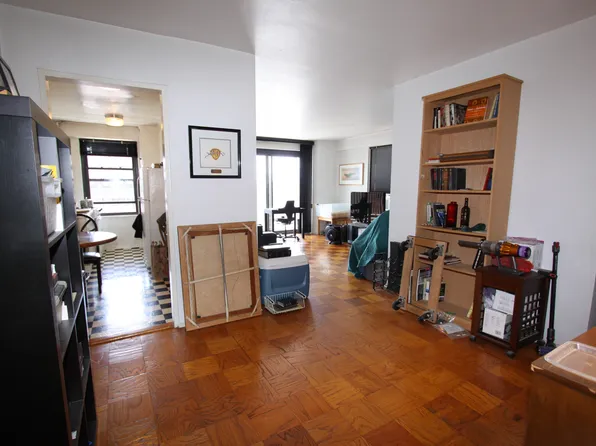 417 Grand Street image 9 of 15