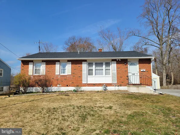 63 Dunsinane Dr, New Castle, DE 19720
