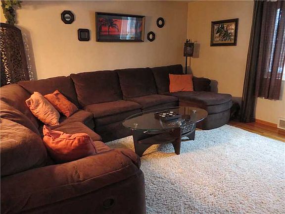 5th image of 1268 Grouse Dr