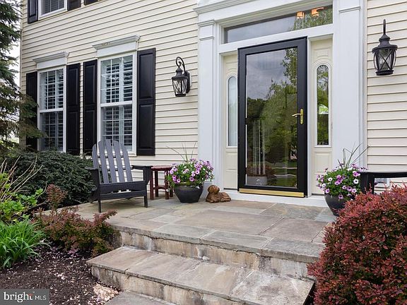5th image of 1349 Stonegate Dr