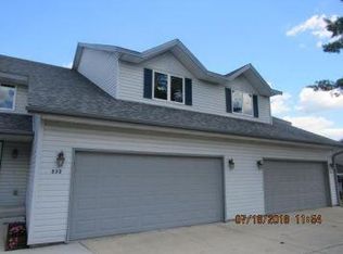 232 Cardinal Dr, Sullivan, WI 53178