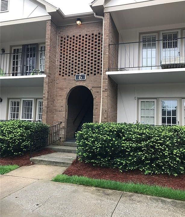 1st image of 6 Fountain View Cir