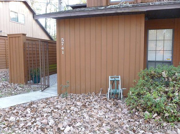 1st image of 5741 SW 10th Pl