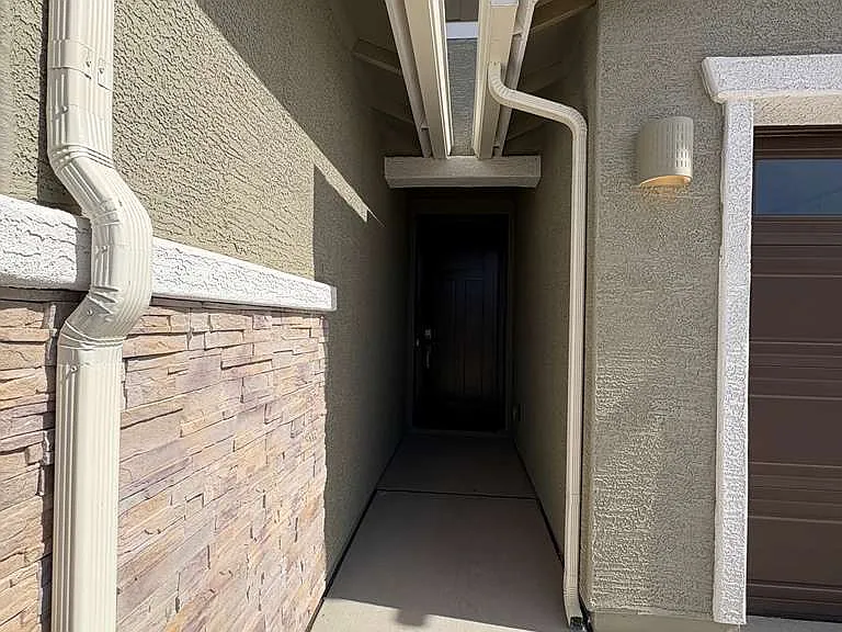 4738 E Kenneth Ln — Photo 3