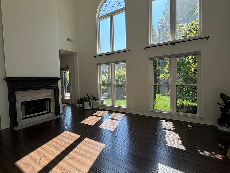 950 Lancaster Walk — Photo 13