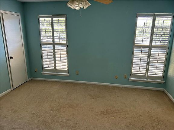 5th image of 612 Price Dr