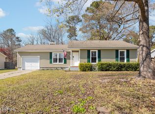 204 Spring Dr, Jacksonville, NC 28540