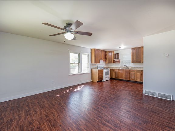 3rd image of 320 Kirkwood Ave
