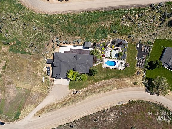 2nd image of 8299 W Kingsbury Dr