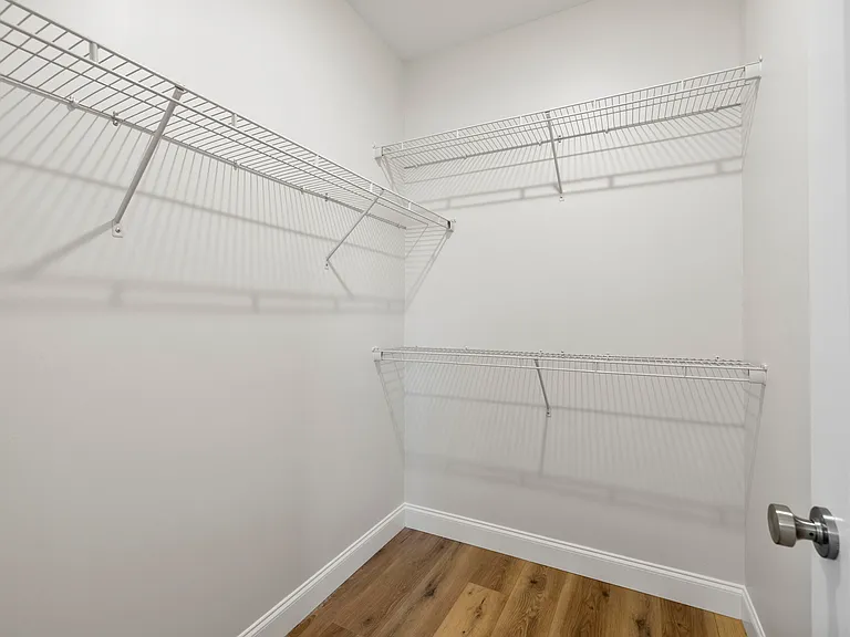 4015 Old Brooks Ct — Photo 12