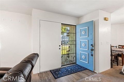 4th image of 1076 Occidental Cir