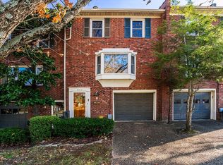 3212 Kirklevington Dr, Lexington, KY 40517