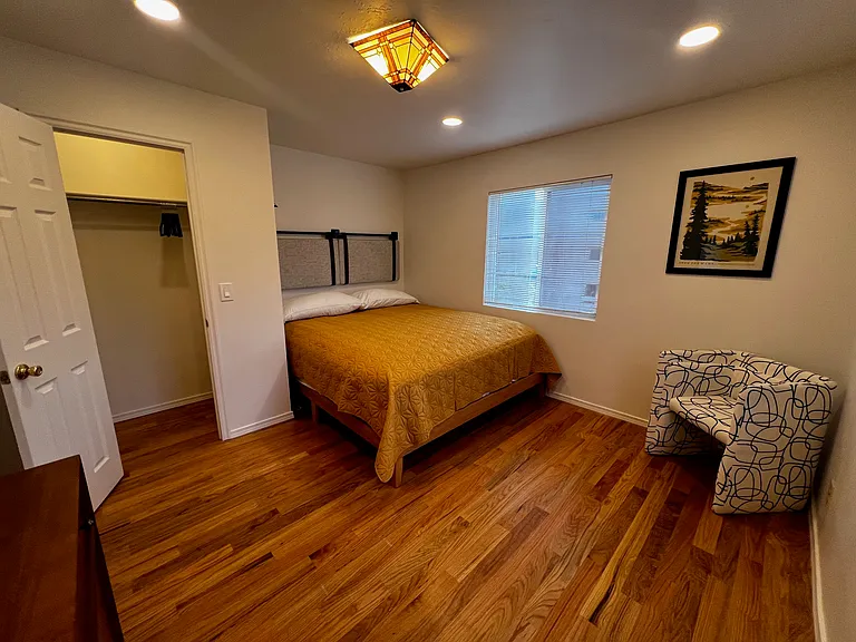 1131 E Ramona Ave — Photo 12