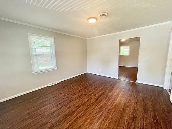 2nd image of 1 Lora Ln #A