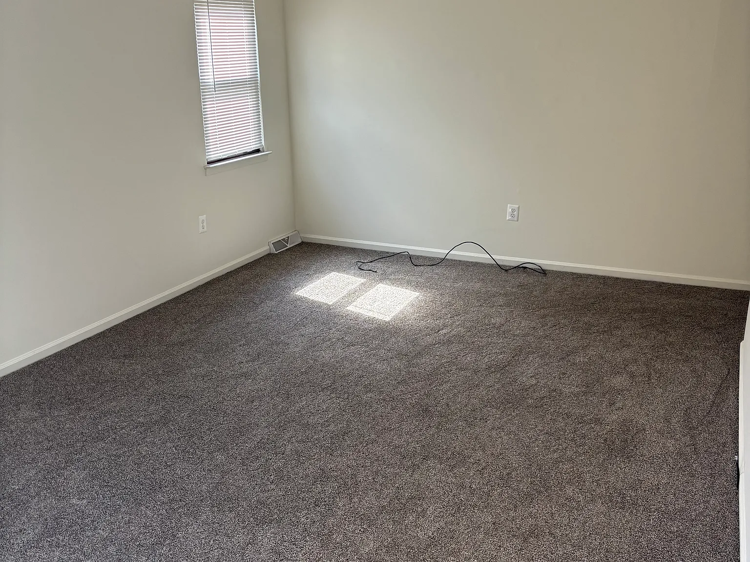 2 bed, $1,800 — Photo 2